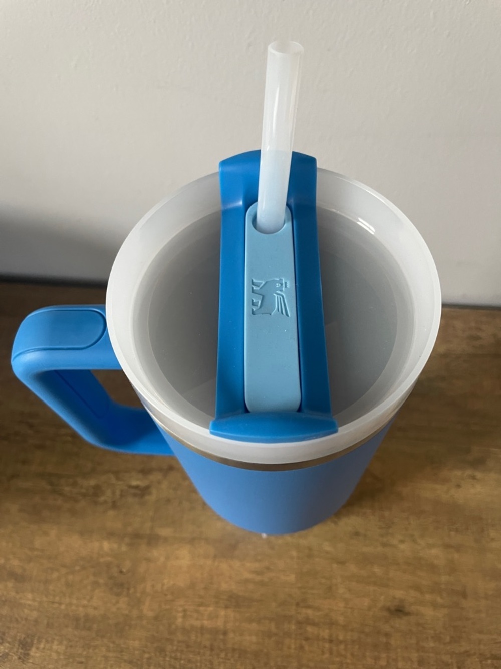 Stanley Light and Bright Blue Insulated Mug with Handle and Straw - Picture 2 of 5
